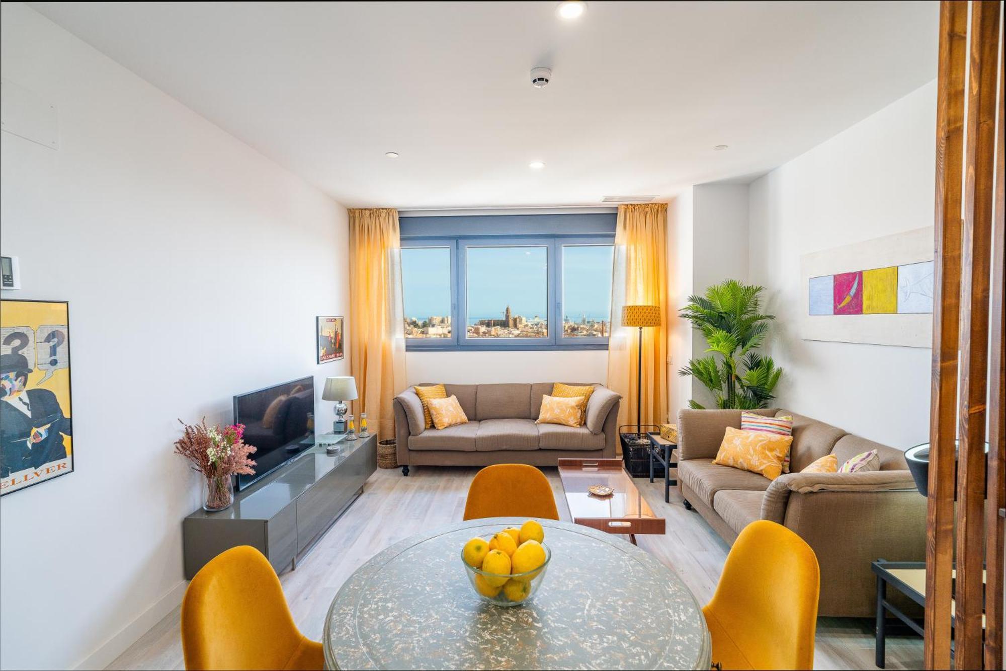 Malaga Tower View Apartment Exterior photo